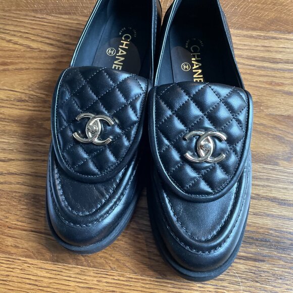 Chanel Quilted Moccasins in Black size 40 - Picture 8 of 10